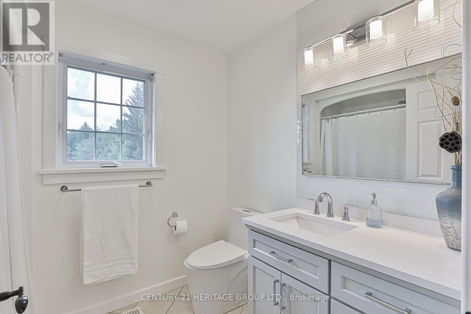 3471 Mount Albert Road, East Gwillimbury, Ontario  L0G 1V0 - Photo 21 - N13780618