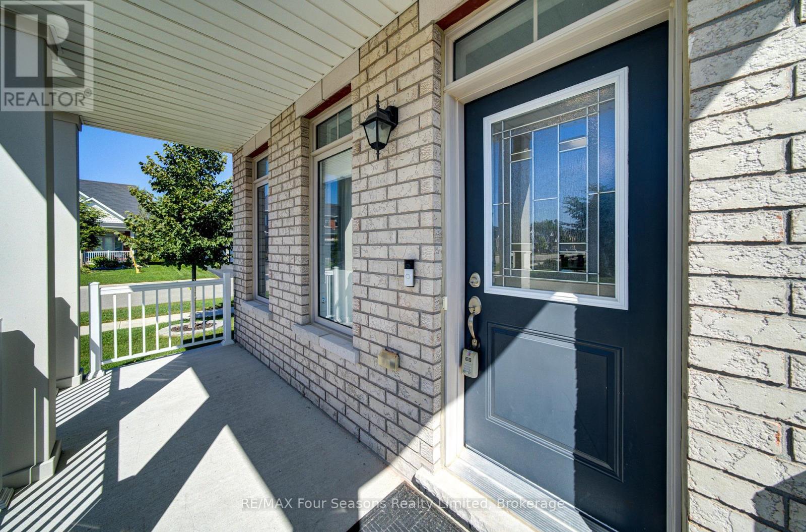 73 BIANCA CRESCENT