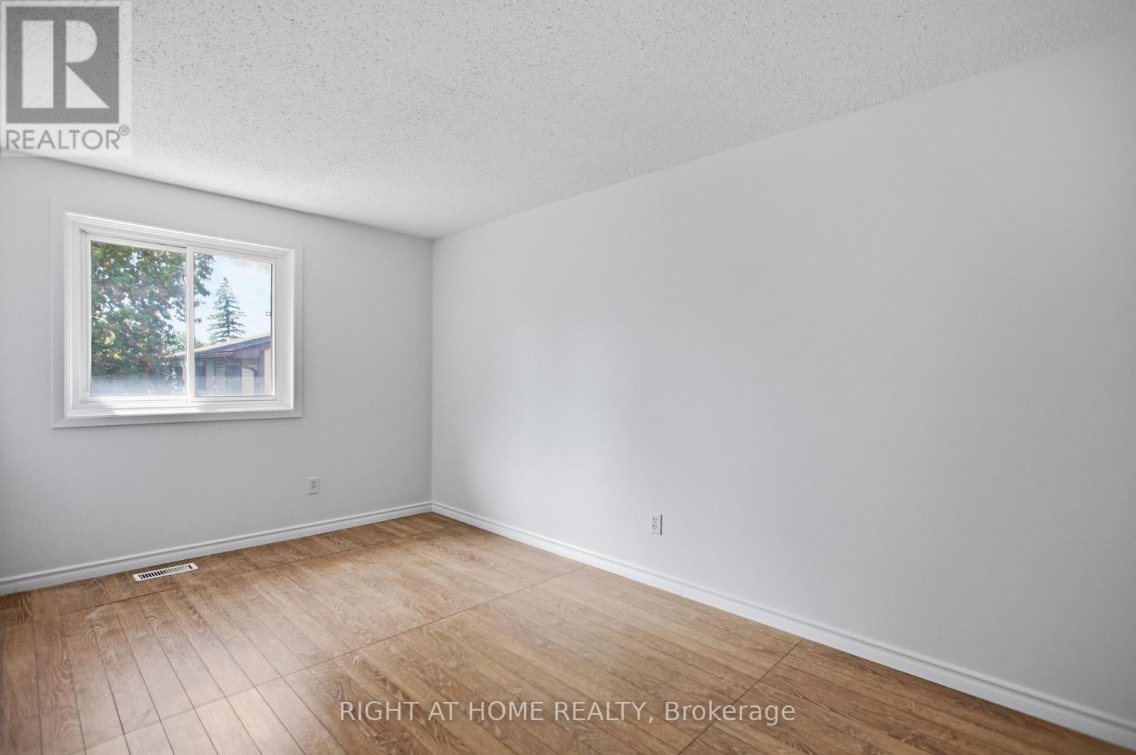8 - 107 Castlefrank Road, Ottawa, Ontario  K2L 2Y1 - Photo 24 - X13769958