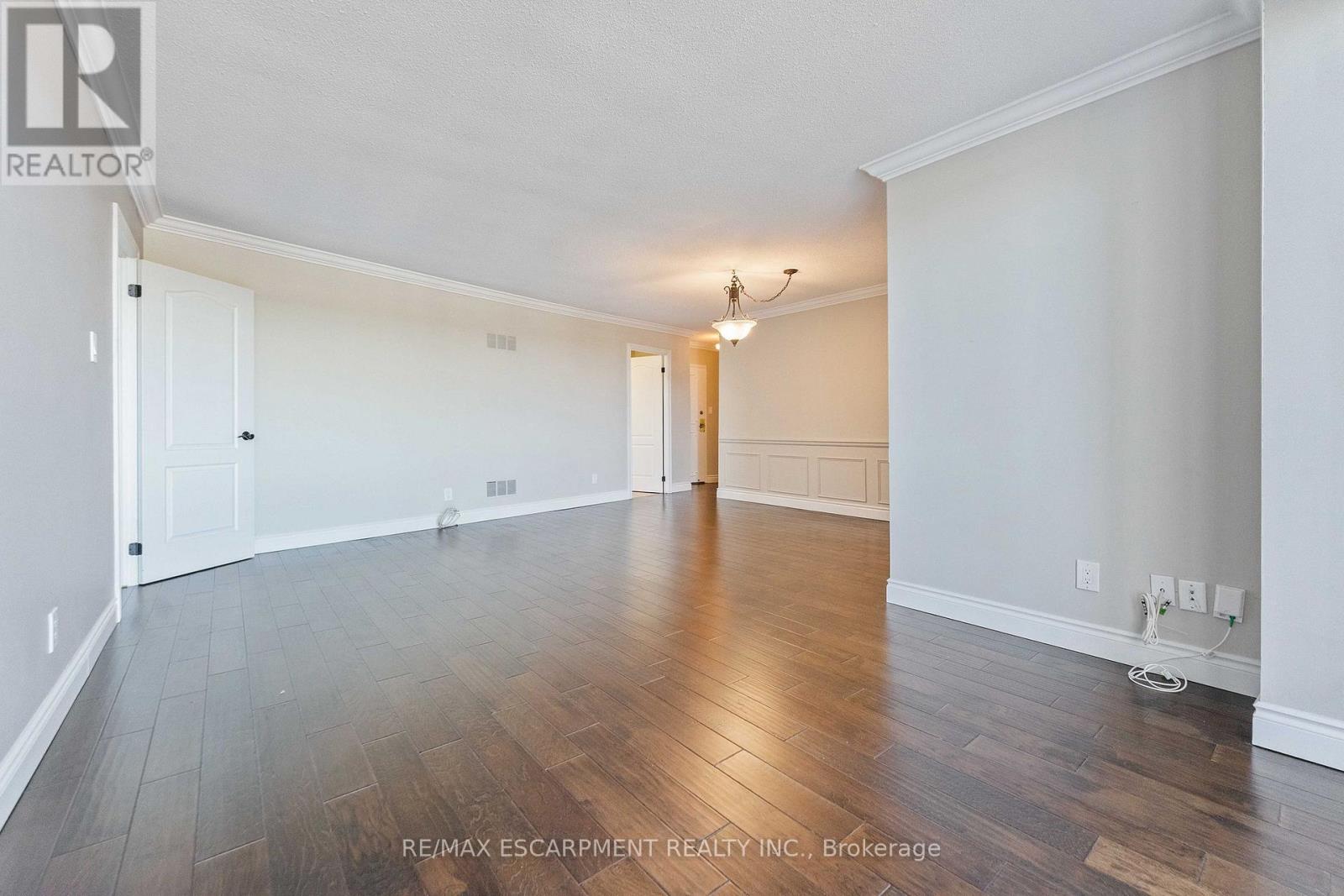 1008 - 1425 Ghent Avenue, Burlington, Ontario  L7S 1X5 - Photo 10 - W13780642