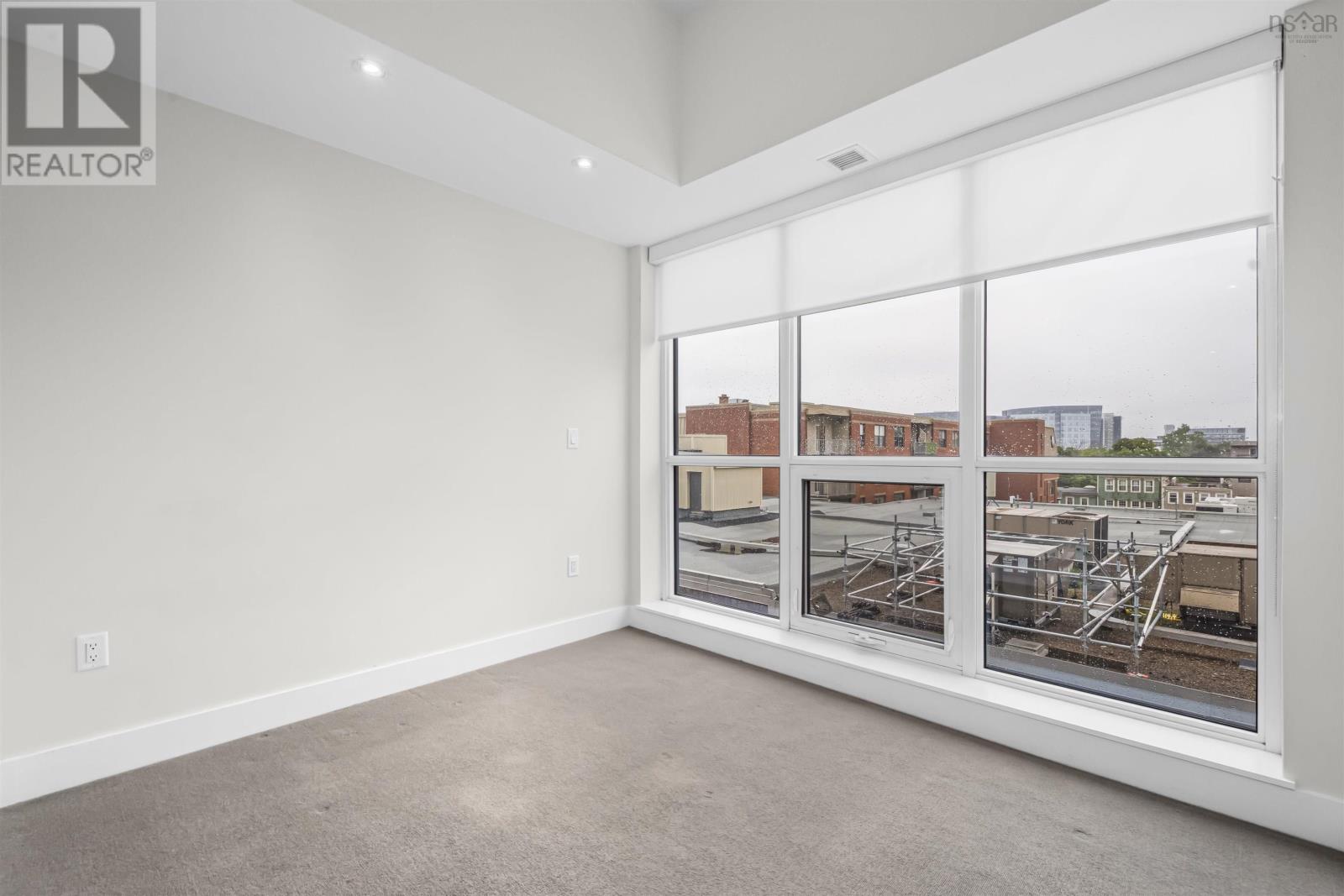 516 1585 South Park Street photo 22