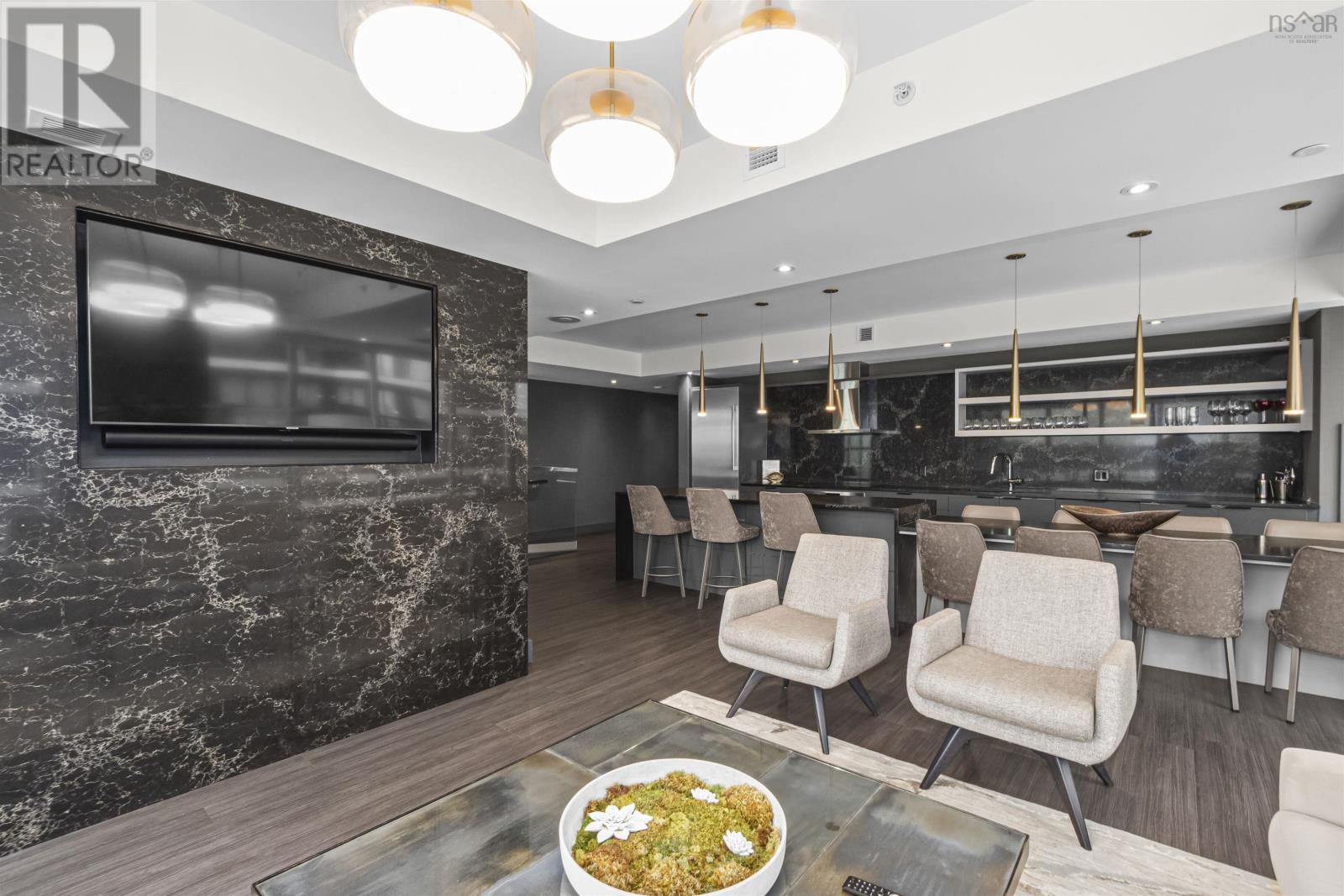 516 1585 South Park Street photo 27