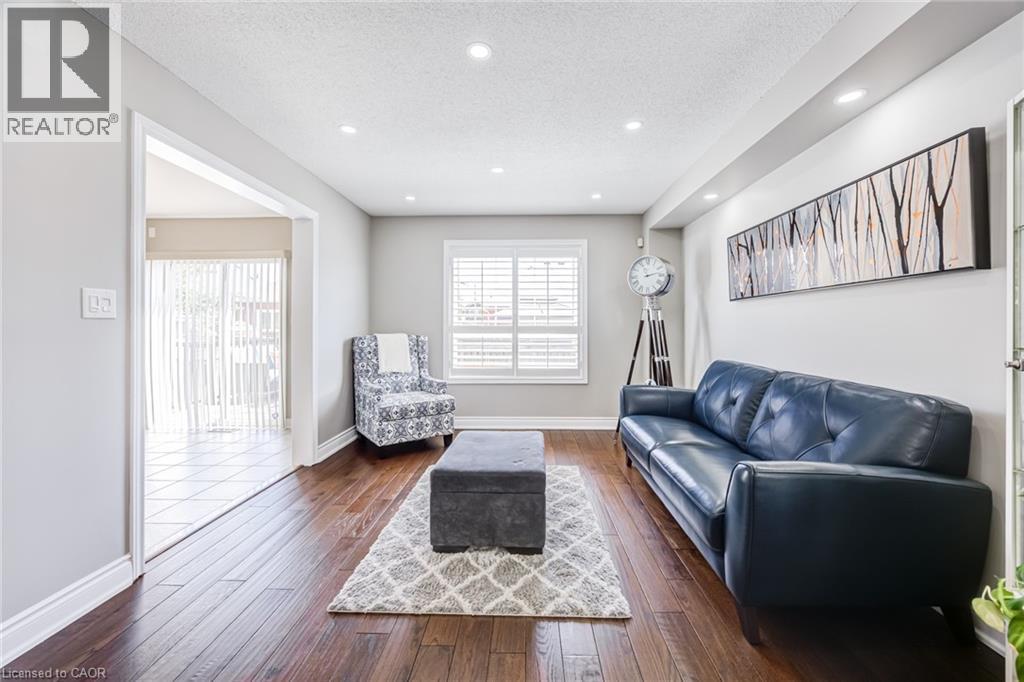 7 Bramoak Crescent, Brampton, Ontario  L7A 1T7 - Photo 7 - 40859548