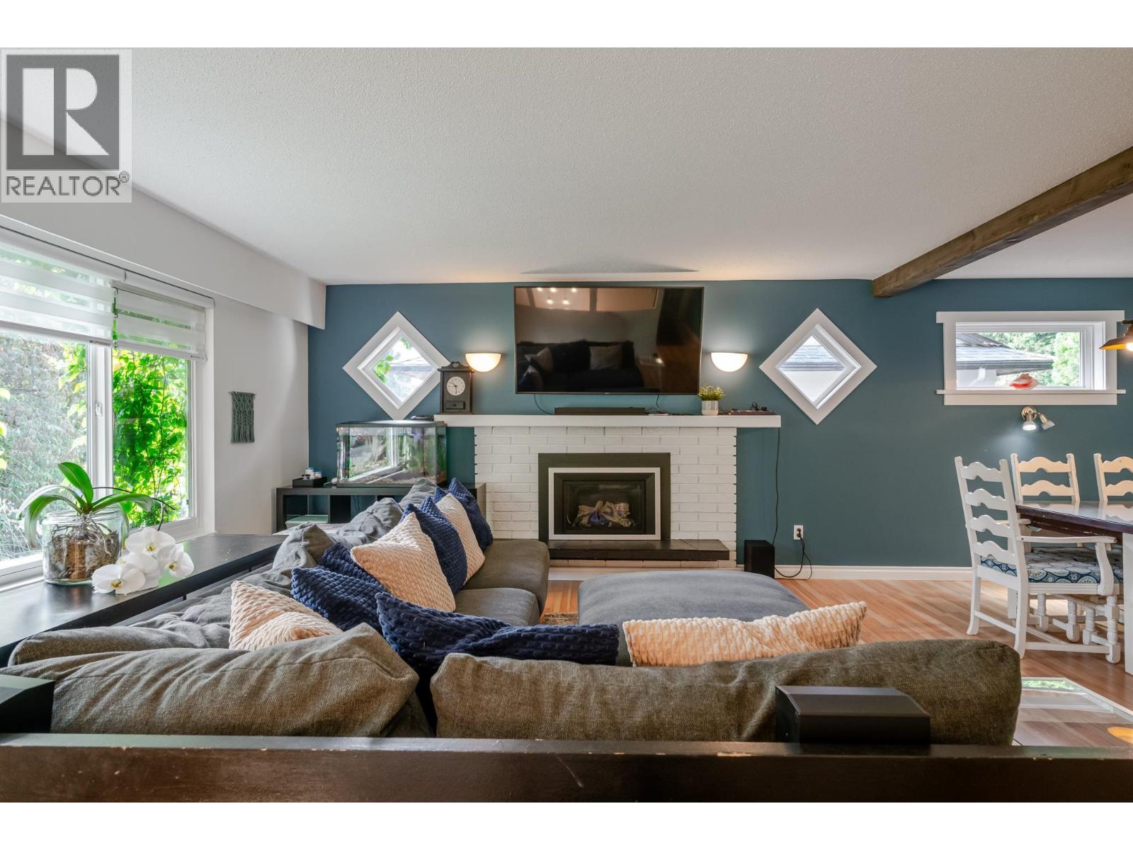 11673 Morris Street, Maple Ridge, British Columbia  V2X 5C5 - Photo 3 - R3163724