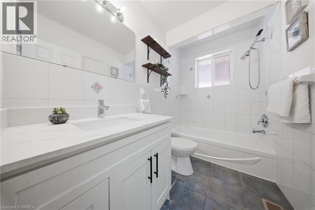 16 BURWELL Street photo 14