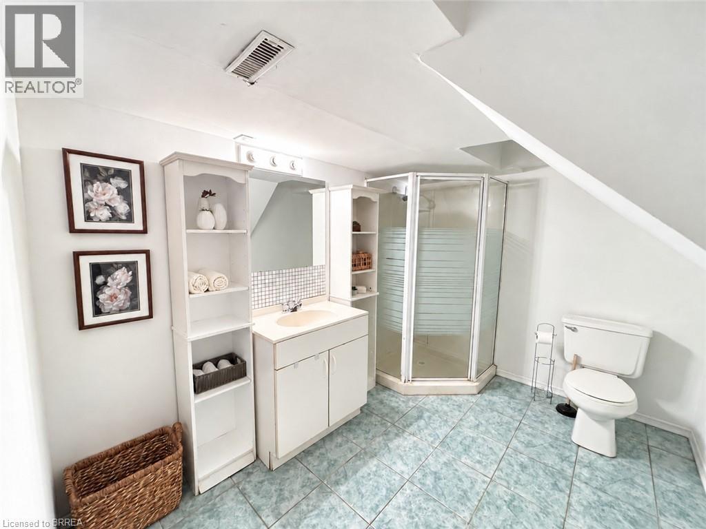 16 BURWELL Street photo 23