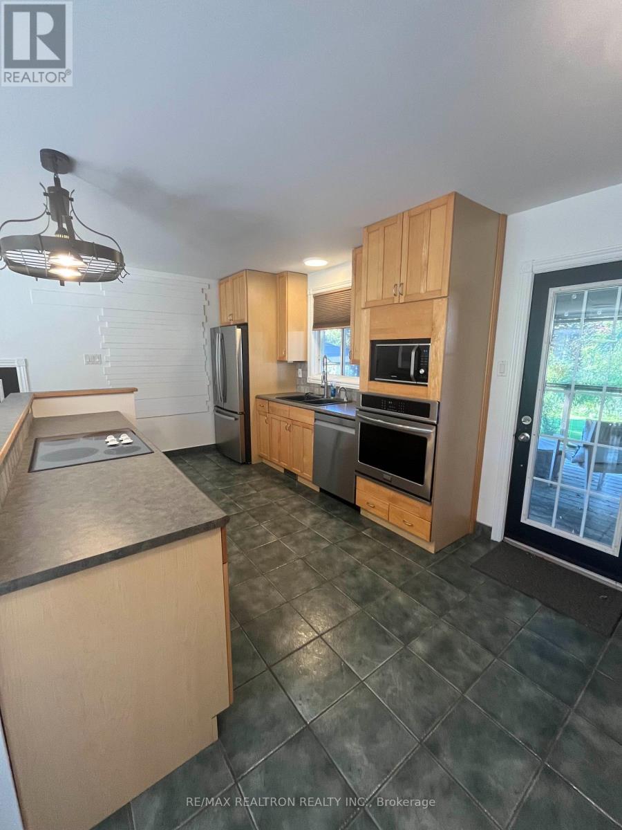 Main Floor - 241 Westbury Avenue, Loyalist, Ontario K0H 1G0 - Photo 7 - X13778492