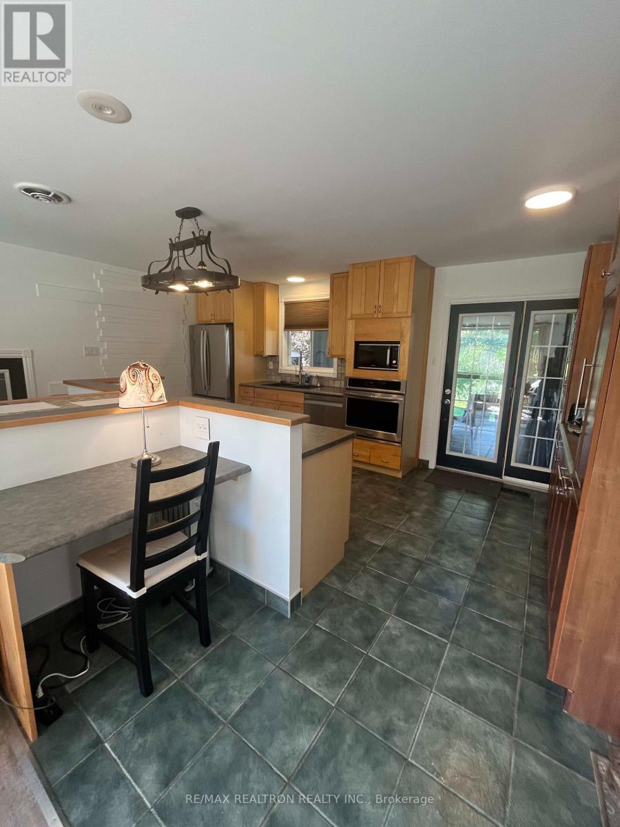 Main Floor - 241 Westbury Avenue, Loyalist, Ontario K0H 1G0 - Photo 5 - X13778492