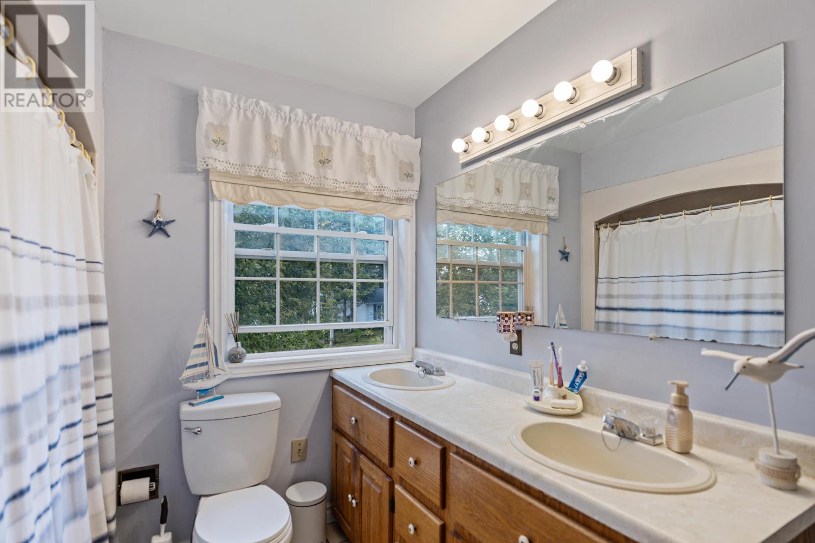 2 Greenleaf Drive, Charlottetown, Prince Edward Island  C1A 7R8 - Photo 19 - 202623228