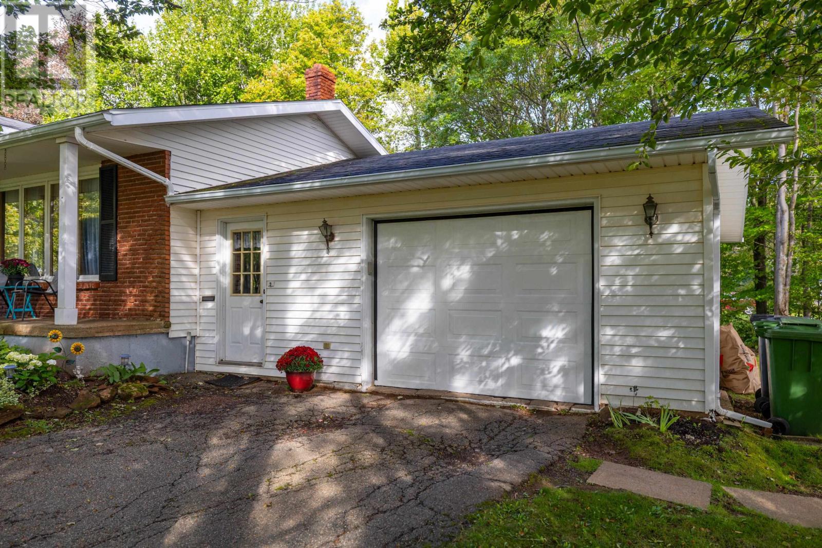 2 Greenleaf Drive, Charlottetown, Prince Edward Island  C1A 7R8 - Photo 39 - 202623228