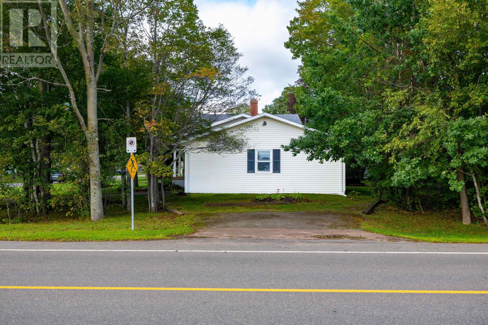 2 Greenleaf Drive, Charlottetown, Prince Edward Island  C1A 7R8 - Photo 41 - 202623228