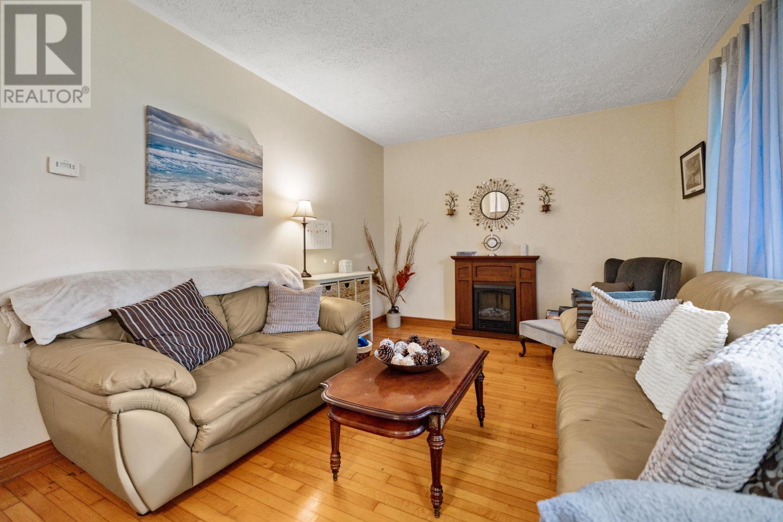 2 Greenleaf Drive, Charlottetown, Prince Edward Island  C1A 7R8 - Photo 9 - 202623228