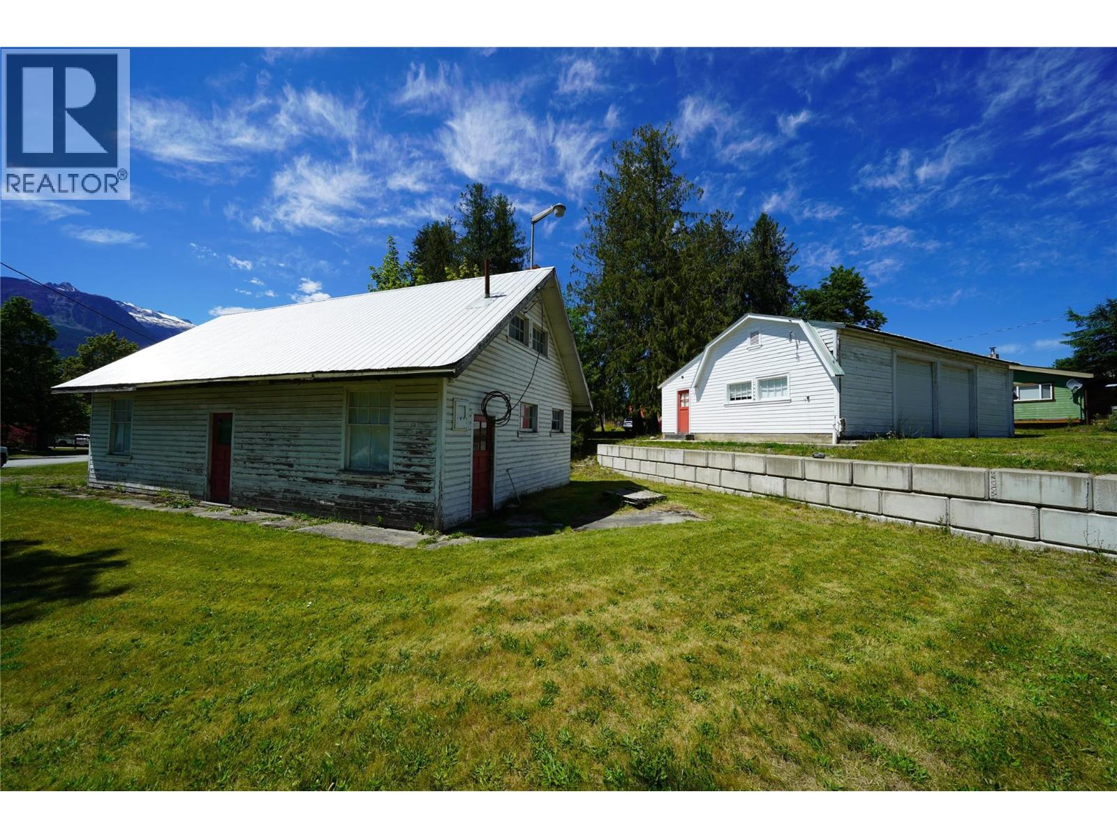 422 Slocan Avenue, New Denver, British Columbia V0G 1S0 - Photo 18 - 10394904