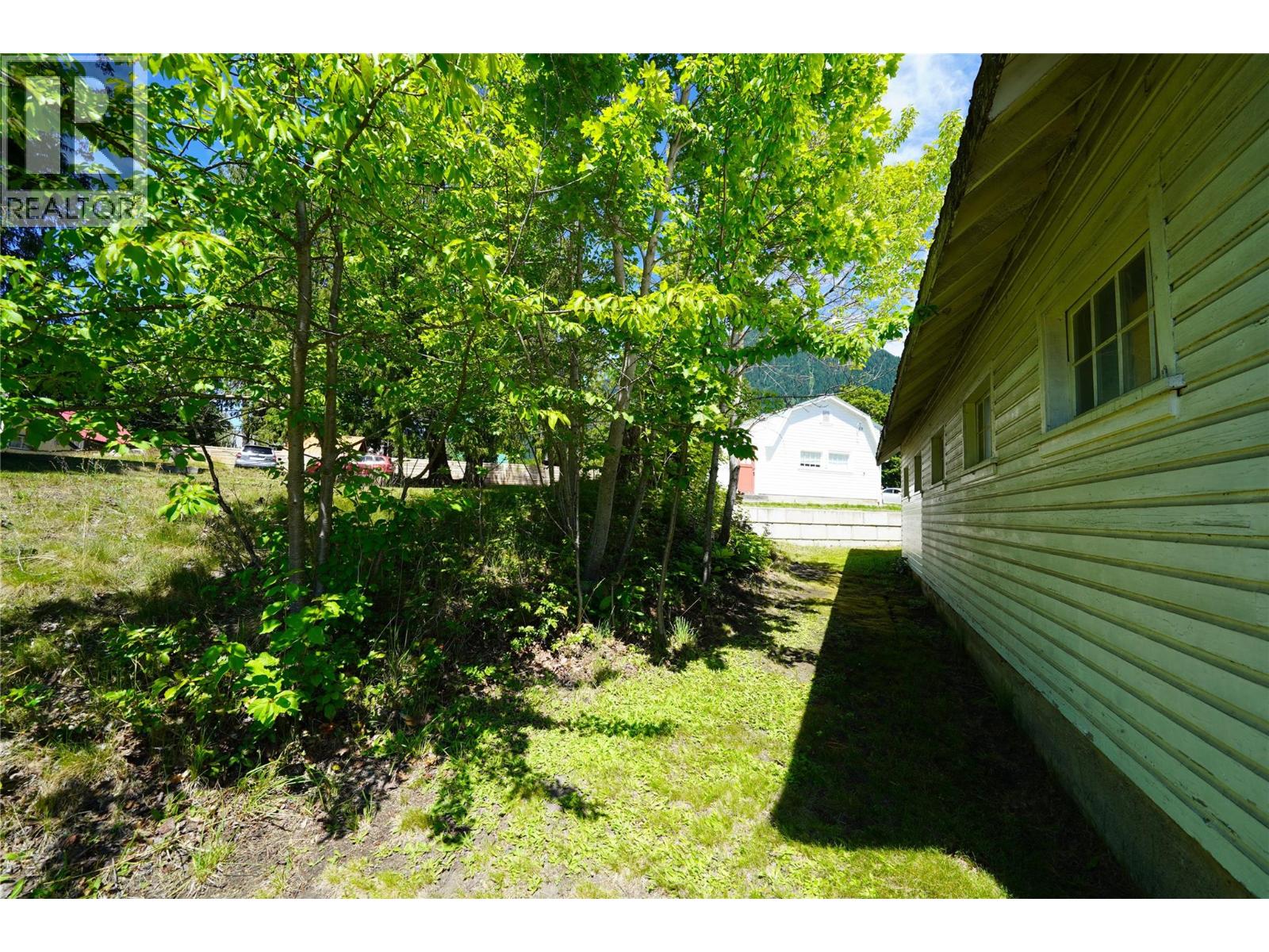 422 Slocan Avenue, New Denver, British Columbia V0G 1S0 - Photo 16 - 10394904