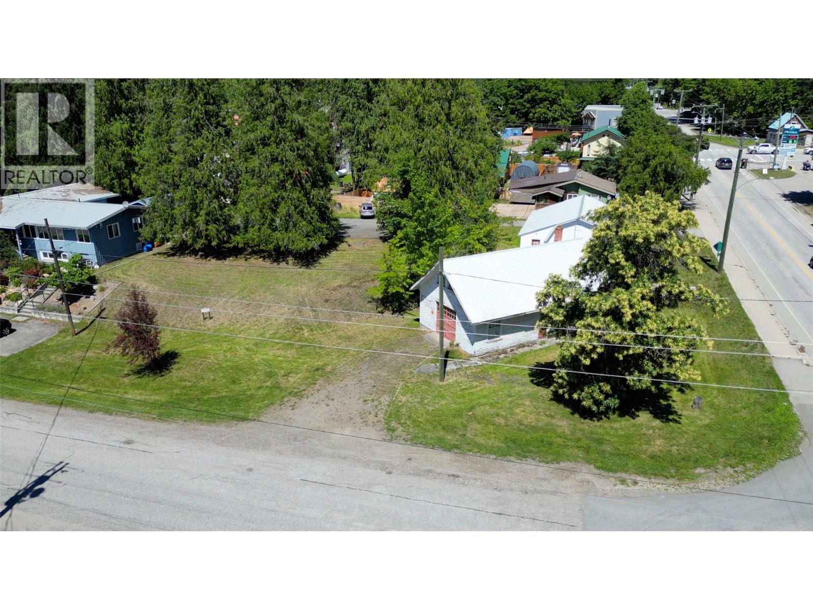 422 Slocan Avenue, New Denver, British Columbia V0G 1S0 - Photo 52 - 10394904