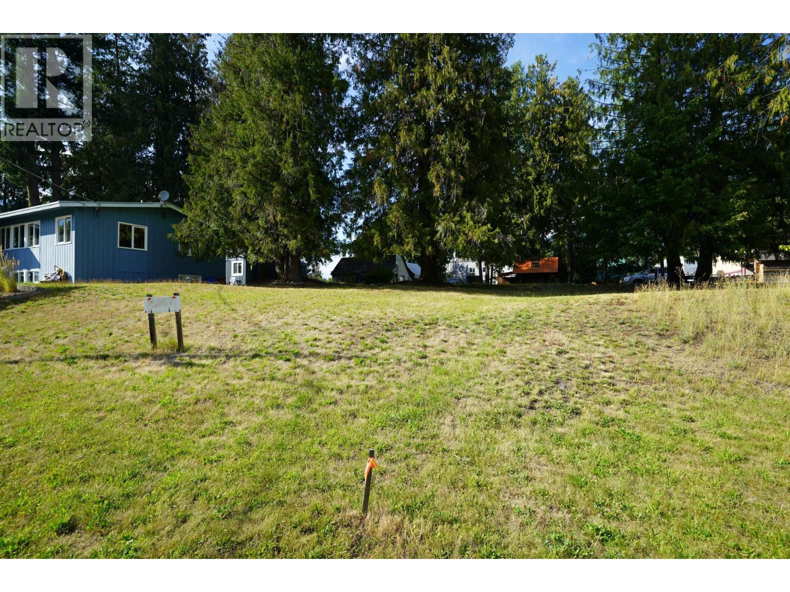 416 Slocan Avenue, New Denver, British Columbia  V0G 2B0 - Photo 8 - 10394895