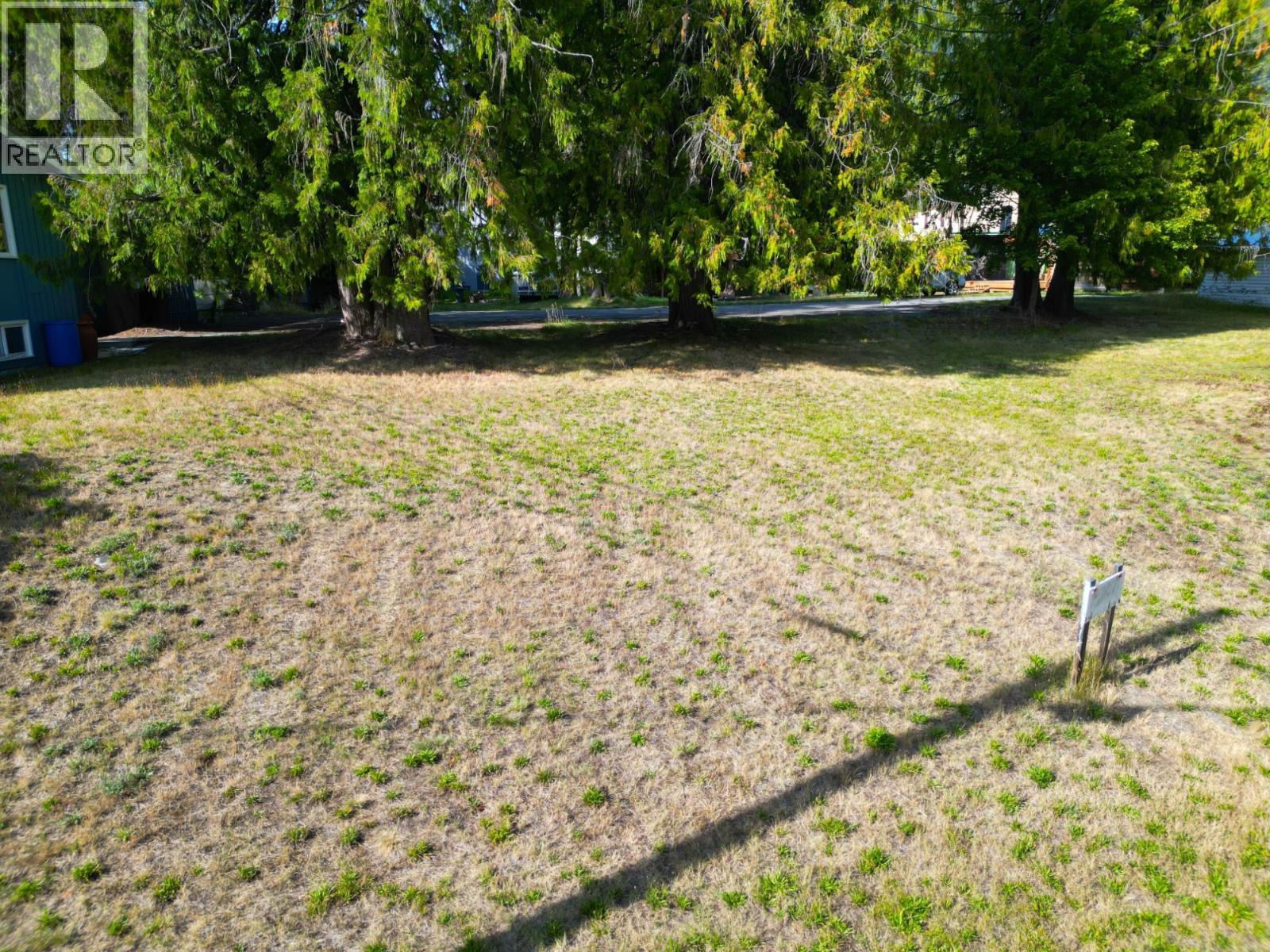 416 Slocan Avenue, New Denver, British Columbia  V0G 2B0 - Photo 6 - 10394895