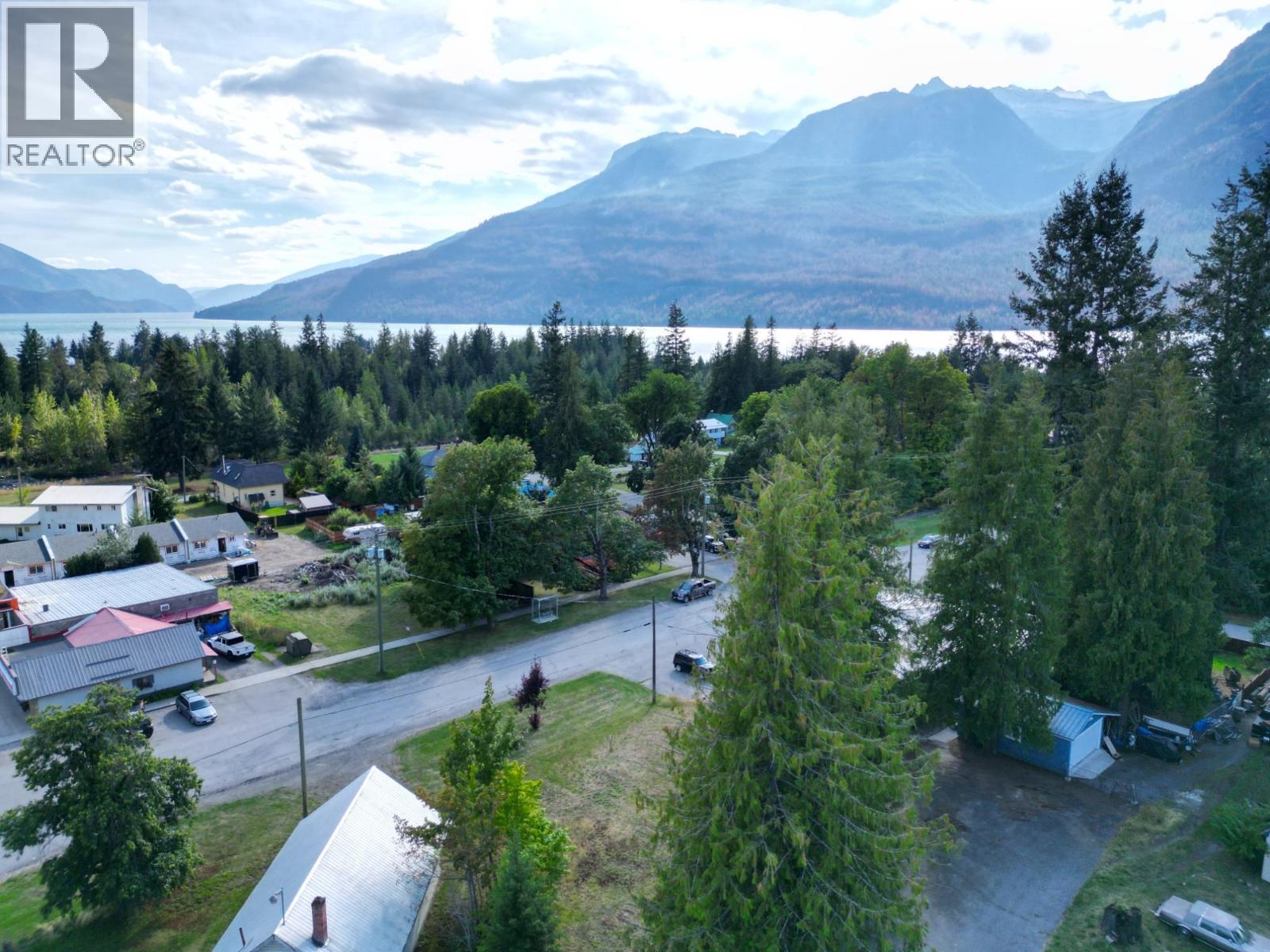 416 Slocan Avenue, New Denver, British Columbia  V0G 2B0 - Photo 38 - 10394895