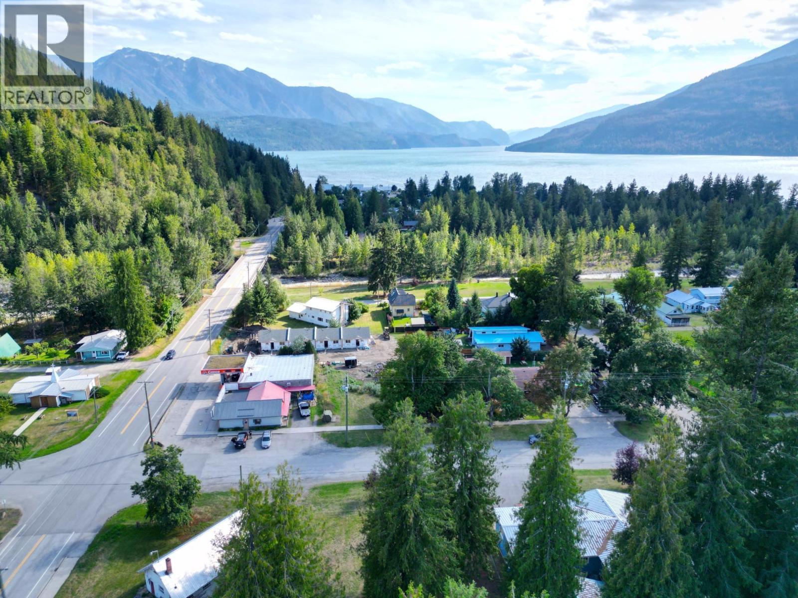 416 Slocan Avenue, New Denver, British Columbia  V0G 2B0 - Photo 36 - 10394895