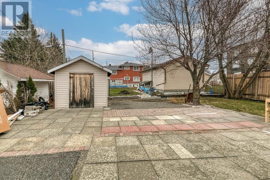 1216 Arvo Avenue, Sudbury, Ontario  P3A 3P2 - Photo 4 - 2130352