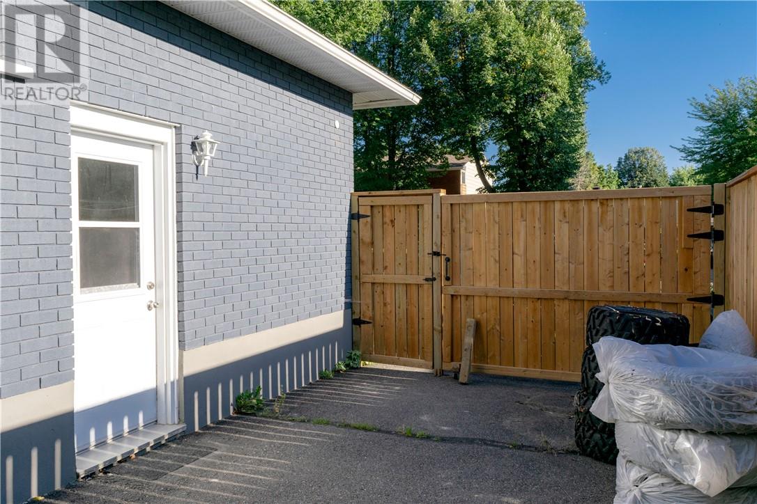 1870 Courtland, Sudbury, Ontario  P3A 1J8 - Photo 16 - 2130345