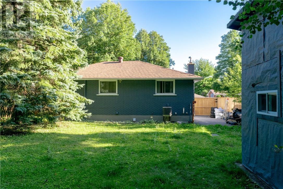 1870 Courtland, Sudbury, Ontario  P3A 1J8 - Photo 32 - 2130345