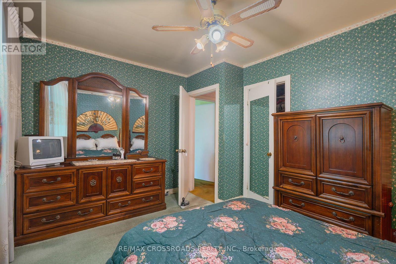 1028 Kennedy Road, Toronto, Ontario  M1P 2K6 - Photo 16 - E13780468
