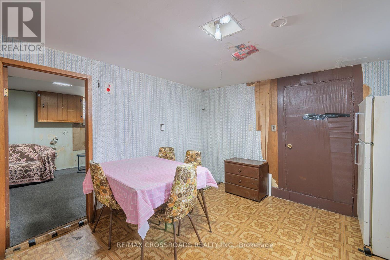 1028 Kennedy Road, Toronto, Ontario  M1P 2K6 - Photo 25 - E13780468