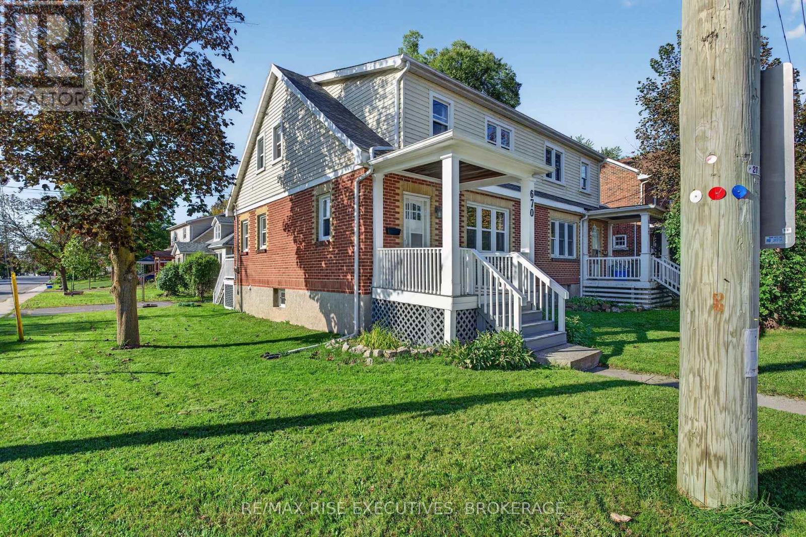 670 Johnson Street, Kingston, Ontario K7L 2A8 - Photo 2 - X13780790