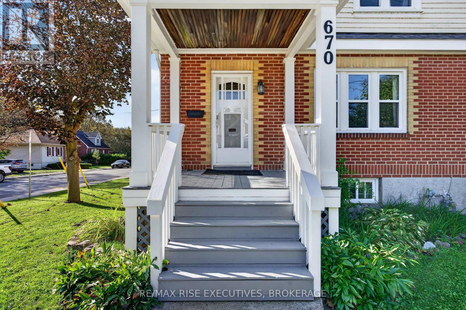 670 Johnson Street, Kingston, Ontario K7L 2A8 - Photo 3 - X13780790
