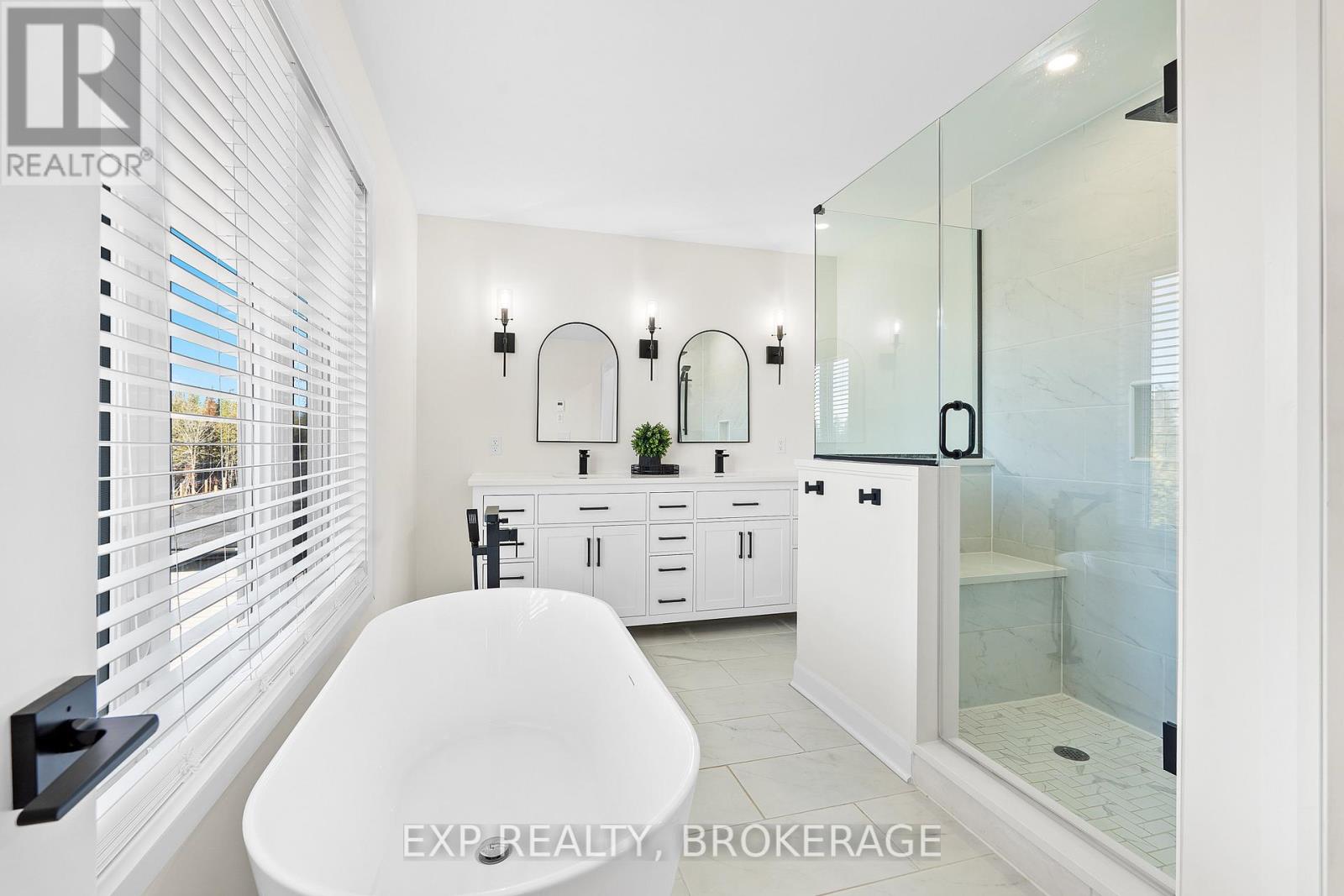 121 Creighton Drive, Loyalist, Ontario  K0H 2H0 - Photo 24 - X13780922