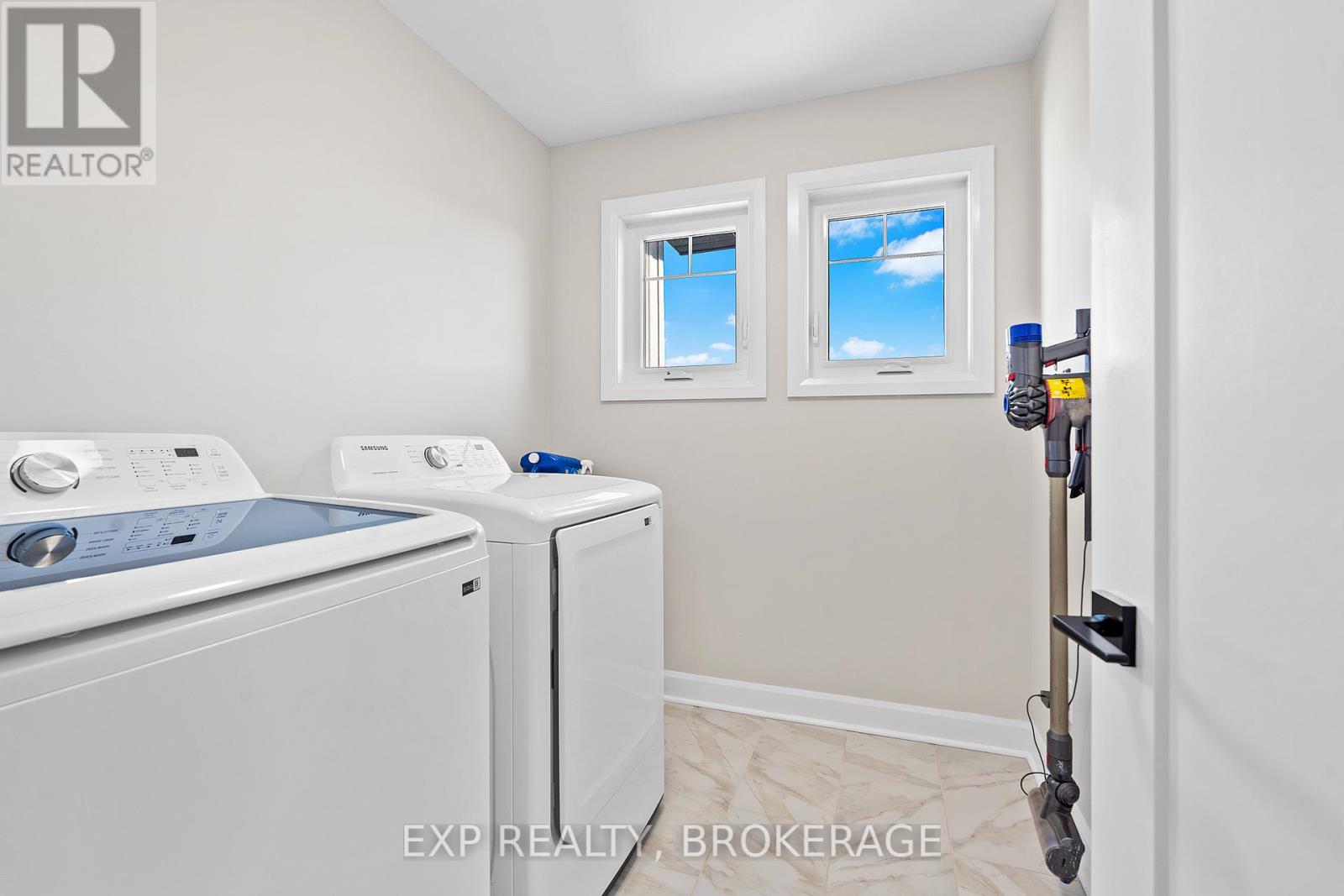 121 Creighton Drive, Loyalist, Ontario  K0H 2H0 - Photo 32 - X13780922