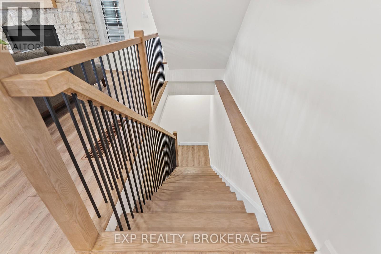 121 Creighton Drive, Loyalist, Ontario  K0H 2H0 - Photo 33 - X13780922