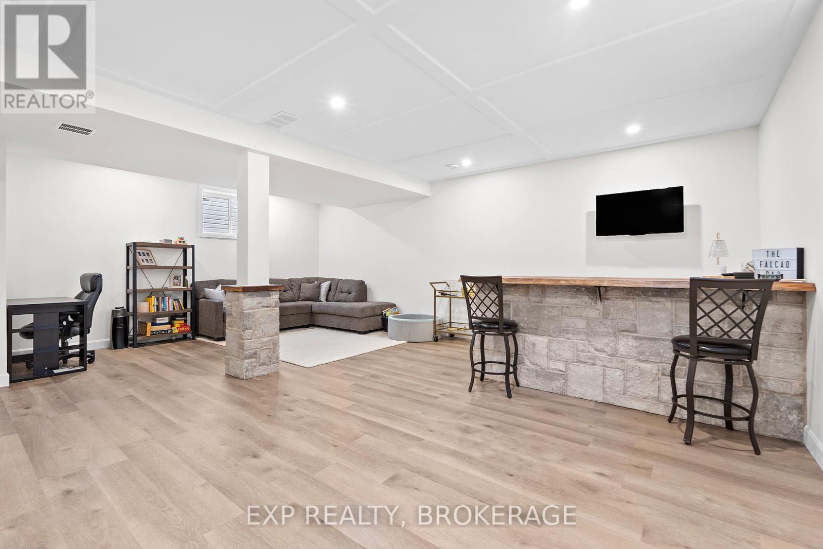 121 Creighton Drive, Loyalist, Ontario  K0H 2H0 - Photo 34 - X13780922