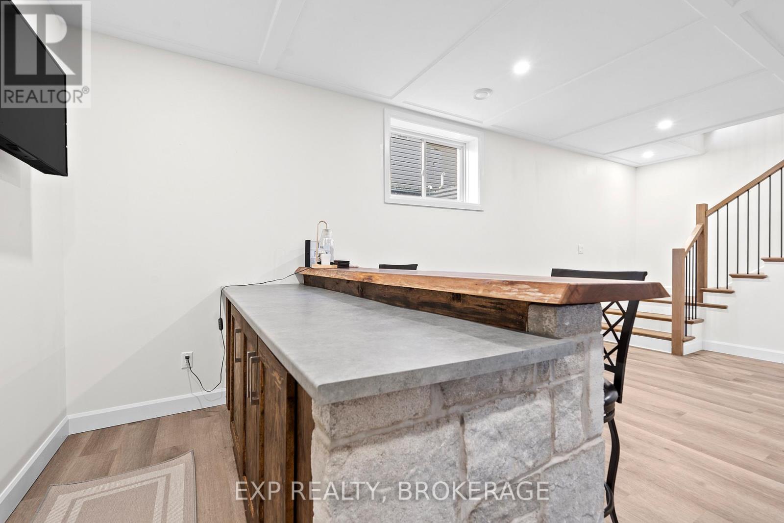 121 Creighton Drive, Loyalist, Ontario  K0H 2H0 - Photo 36 - X13780922