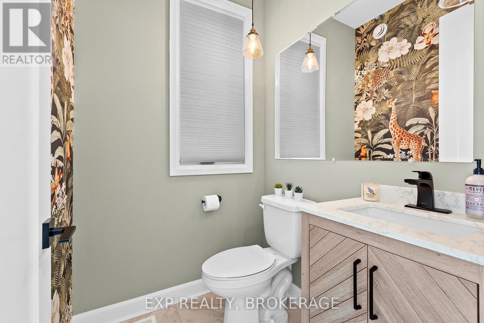121 Creighton Drive, Loyalist, Ontario K0H 2H0 - Photo 7 - X13780922
