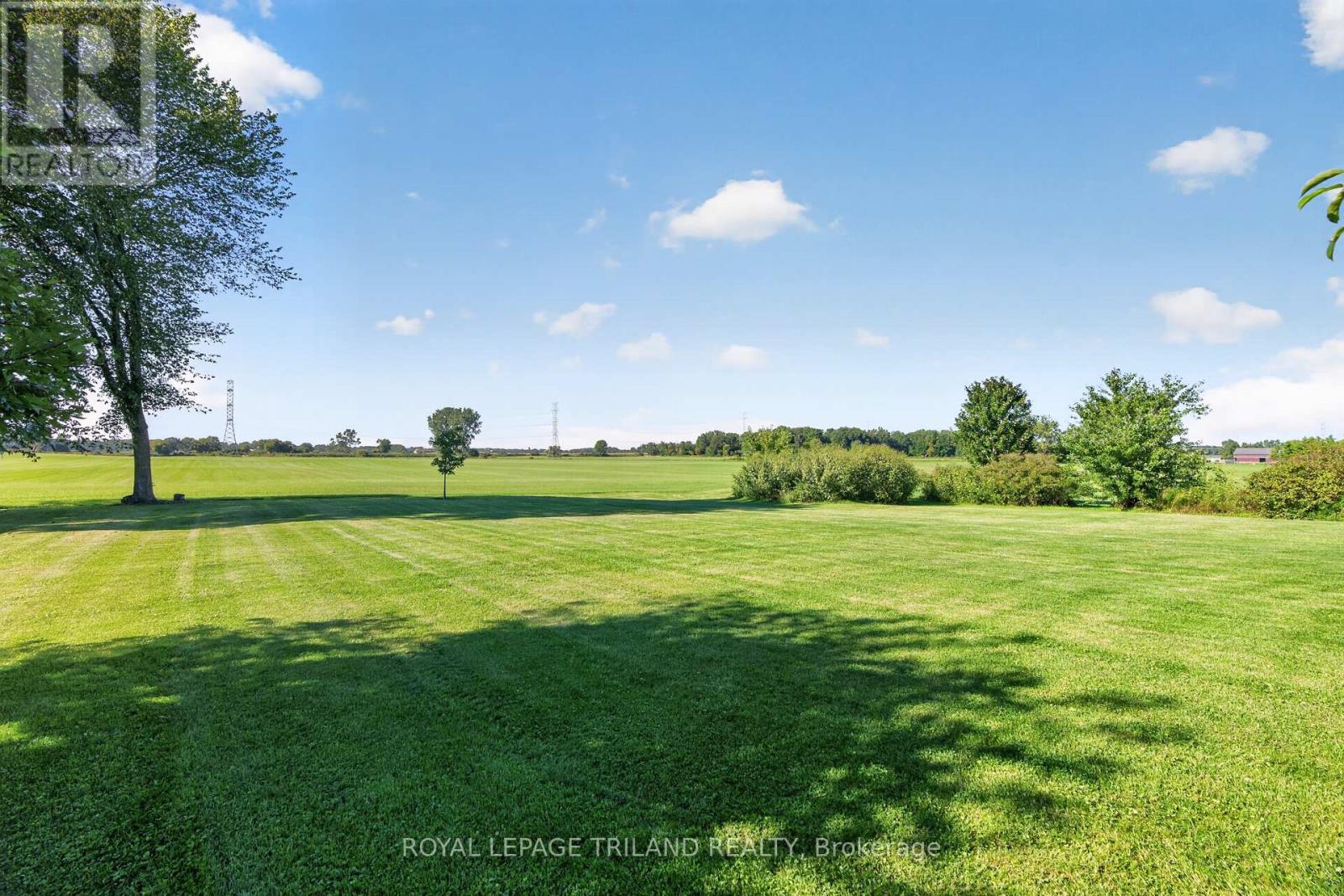 6374 Falconbridge Drive, Southwest Middlesex, Ontario  N0L 1A0 - Photo 39 - X13780866