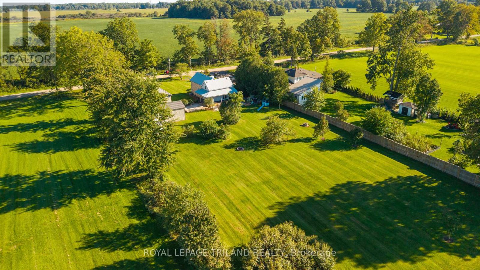 6374 Falconbridge Drive, Southwest Middlesex, Ontario  N0L 1A0 - Photo 48 - X13780866