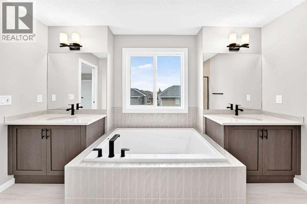 2084 Lancaster Heights SE, Airdrie, Alberta  T4A 3P7 - Photo 18 - A2334946