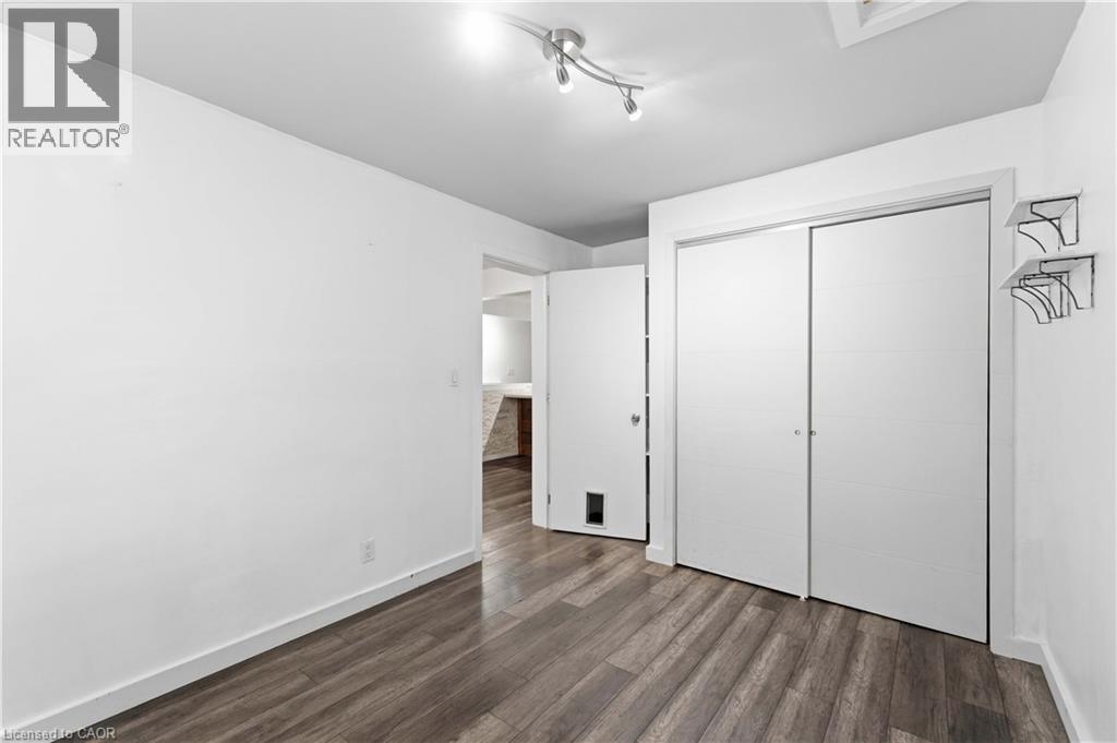 37 Maplecrest Avenue, St. Catharines, Ontario  L2T 1A7 - Photo 14 - 40859433