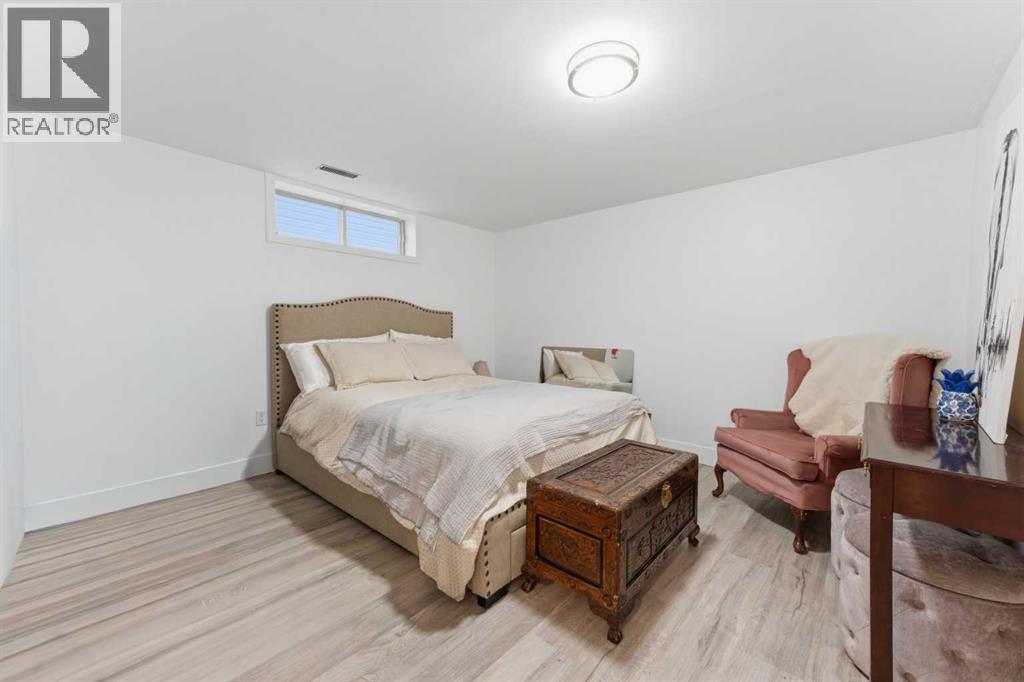 5316 La Salle Crescent SW, Calgary, Alberta T3E 5Y5 - Photo 23 - A2343598