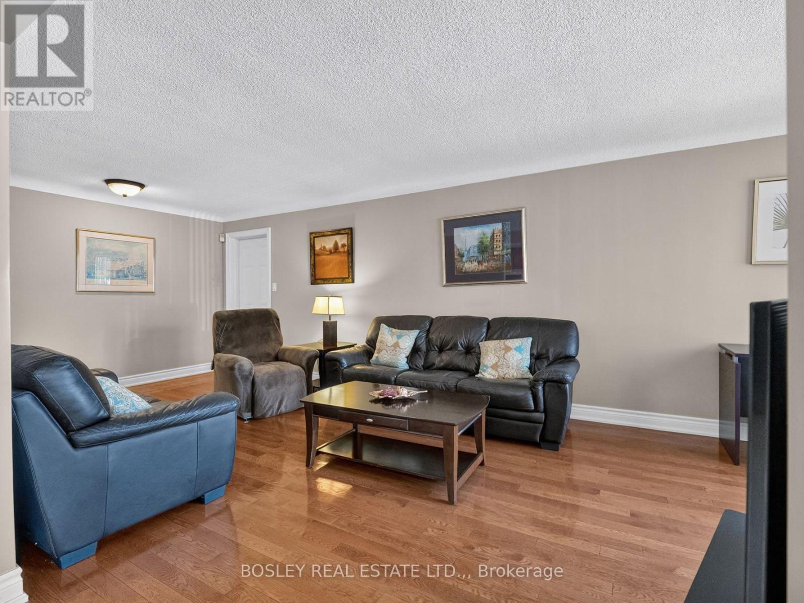 5 Bendingroad Crescent, St. Catharines (Lakeport), Ontario L2N 5R4 - Photo 10 - X13780908