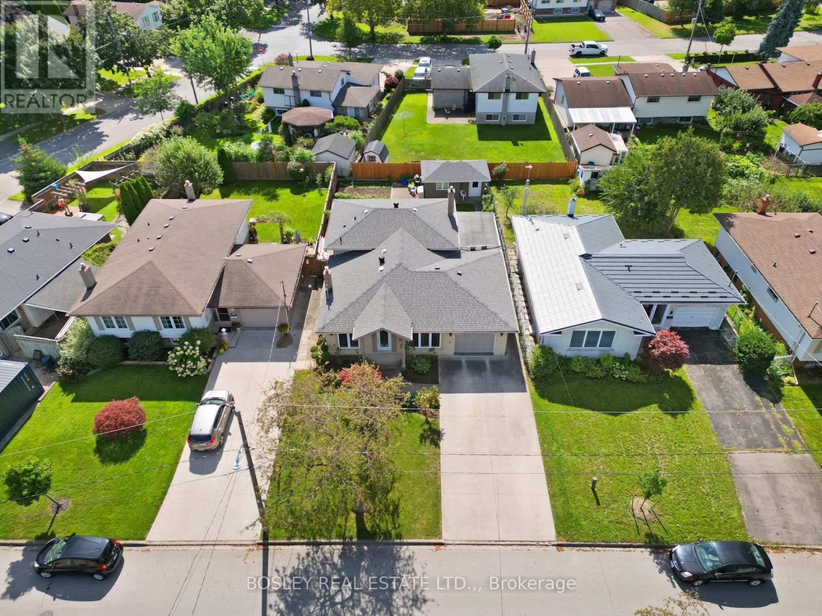 5 Bendingroad Crescent, St. Catharines (Lakeport), Ontario L2N 5R4 - Photo 35 - X13780908