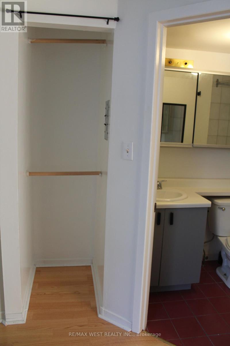 3rd Floor - 78 Wright Avenue, Toronto, Ontario  M6R 1L2 - Photo 14 - W13780450