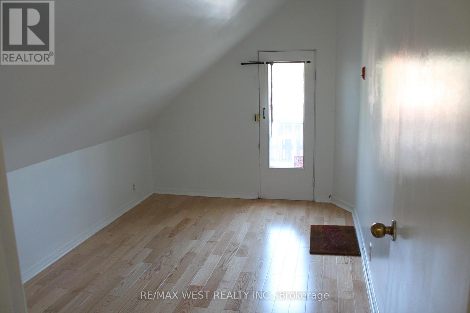 3rd Floor - 78 Wright Avenue, Toronto, Ontario  M6R 1L2 - Photo 9 - W13780450