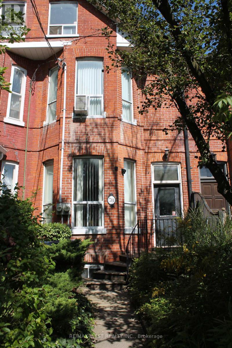 3rd Floor - 78 Wright Avenue, Toronto, Ontario  M6R 1L2 - Photo 2 - W13780450