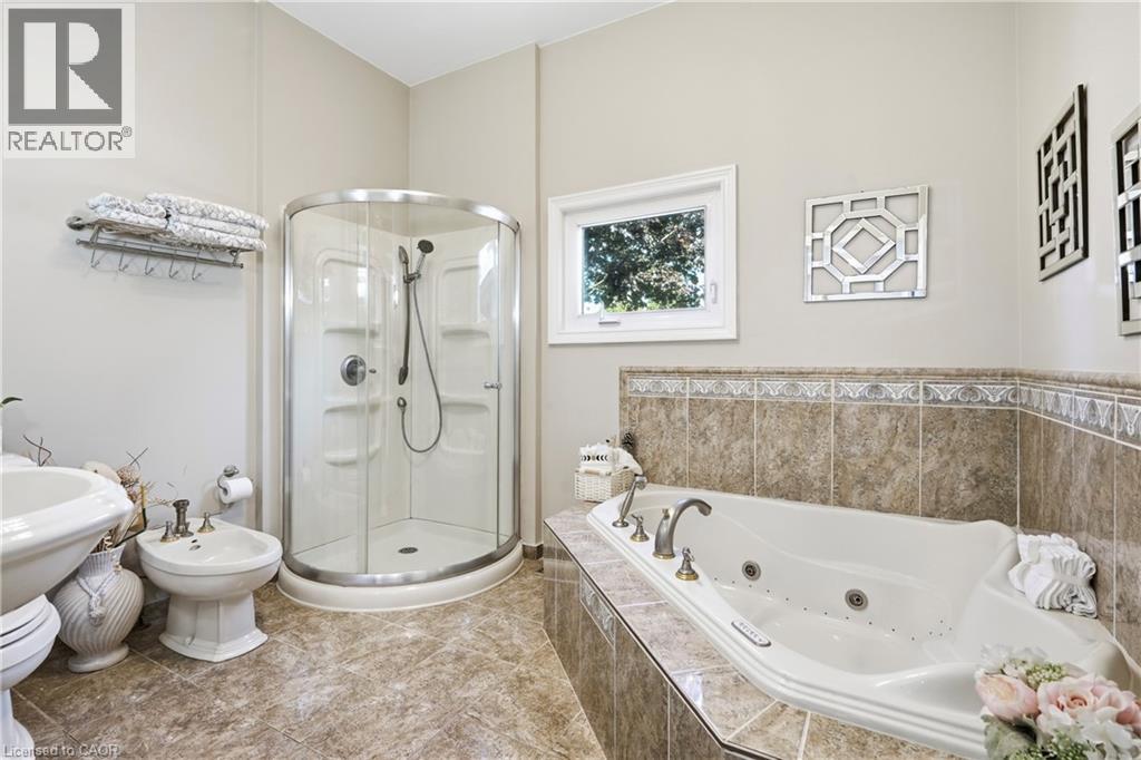 7105 York Drive, Niagara Falls, Ontario  L2E 7A1 - Photo 19 - 40863139
