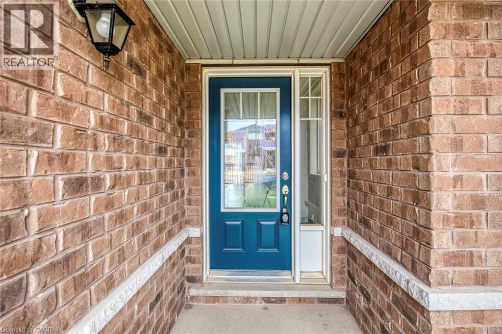 3968 Thomas Alton Boulevard, Burlington, Ontario  L7M 2A4 - Photo 3 - 40863053
