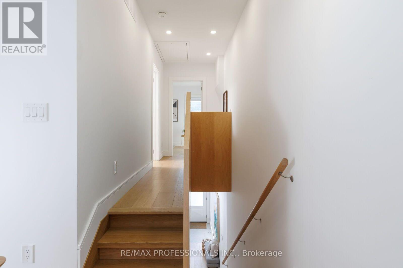 69 Sheridan Avenue, Toronto, Ontario  M6K 2G8 - Photo 27 - C13780784