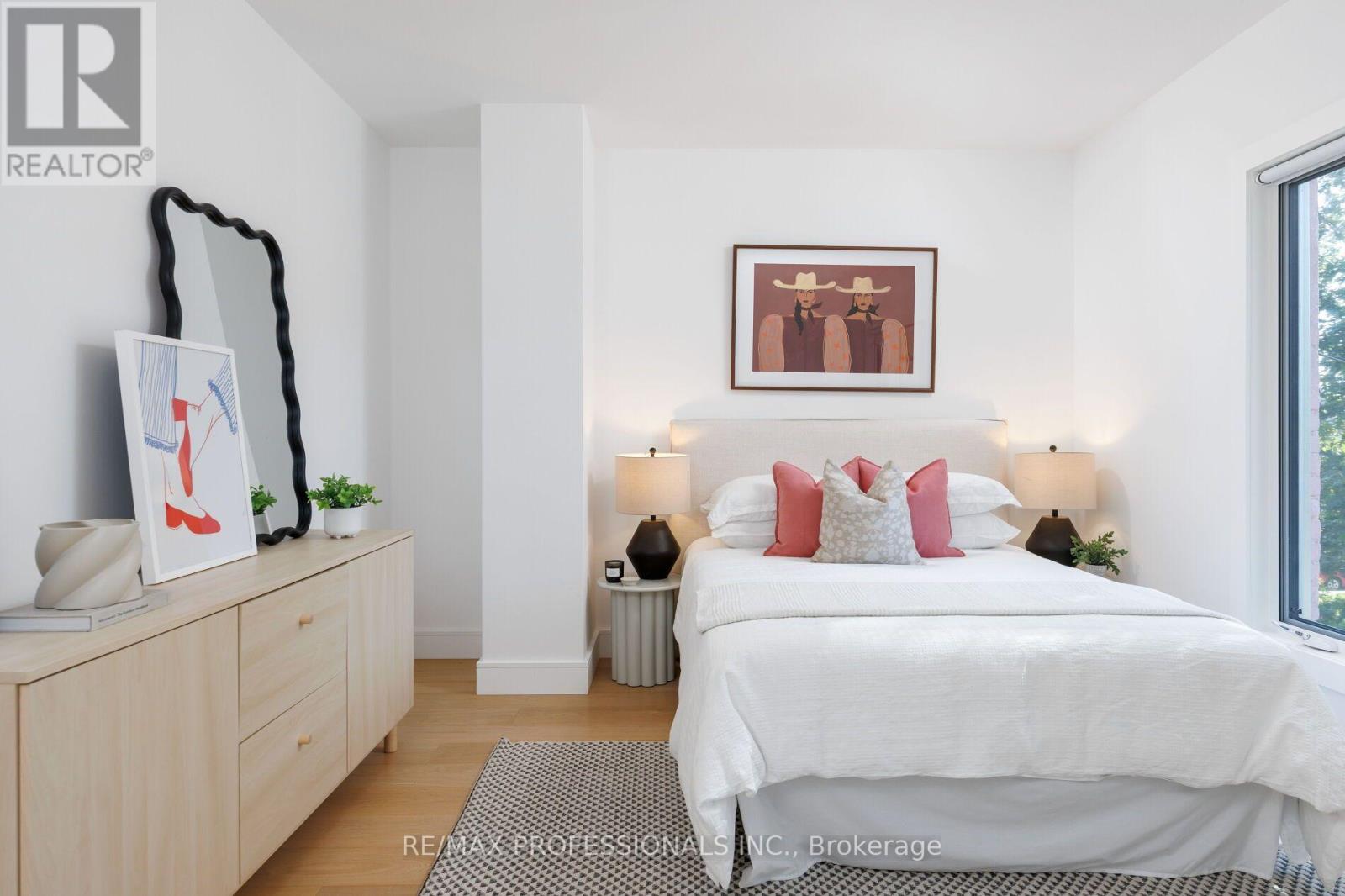 69 Sheridan Avenue, Toronto, Ontario  M6K 2G8 - Photo 32 - C13780784